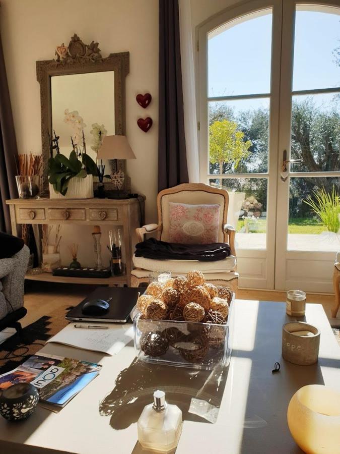 La Bastide Aux Oliviers Hotel Tourrettes-sur-Loup Esterno foto