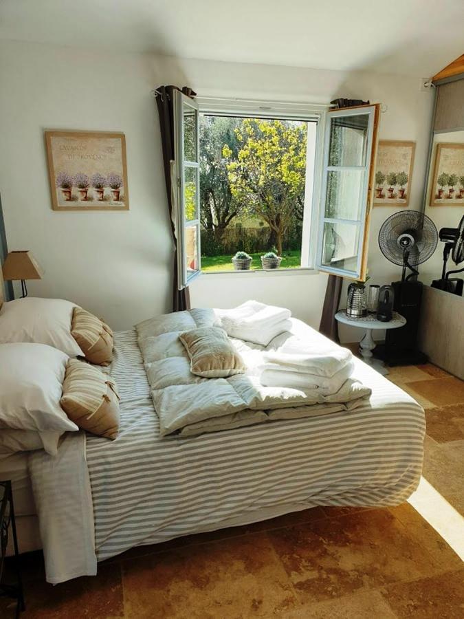 La Bastide Aux Oliviers Hotel Tourrettes-sur-Loup Esterno foto