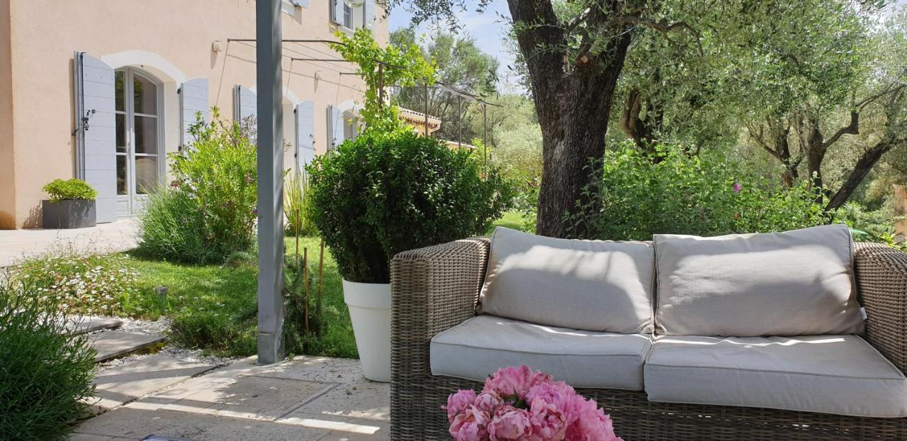 La Bastide Aux Oliviers Hotel Tourrettes-sur-Loup Esterno foto