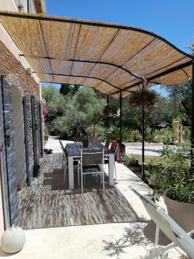 La Bastide Aux Oliviers Hotel Tourrettes-sur-Loup Esterno foto